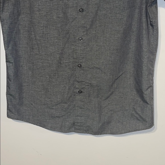 Bundle: Molokai Surf Co. Collared Shirts - Picture 8 of 9